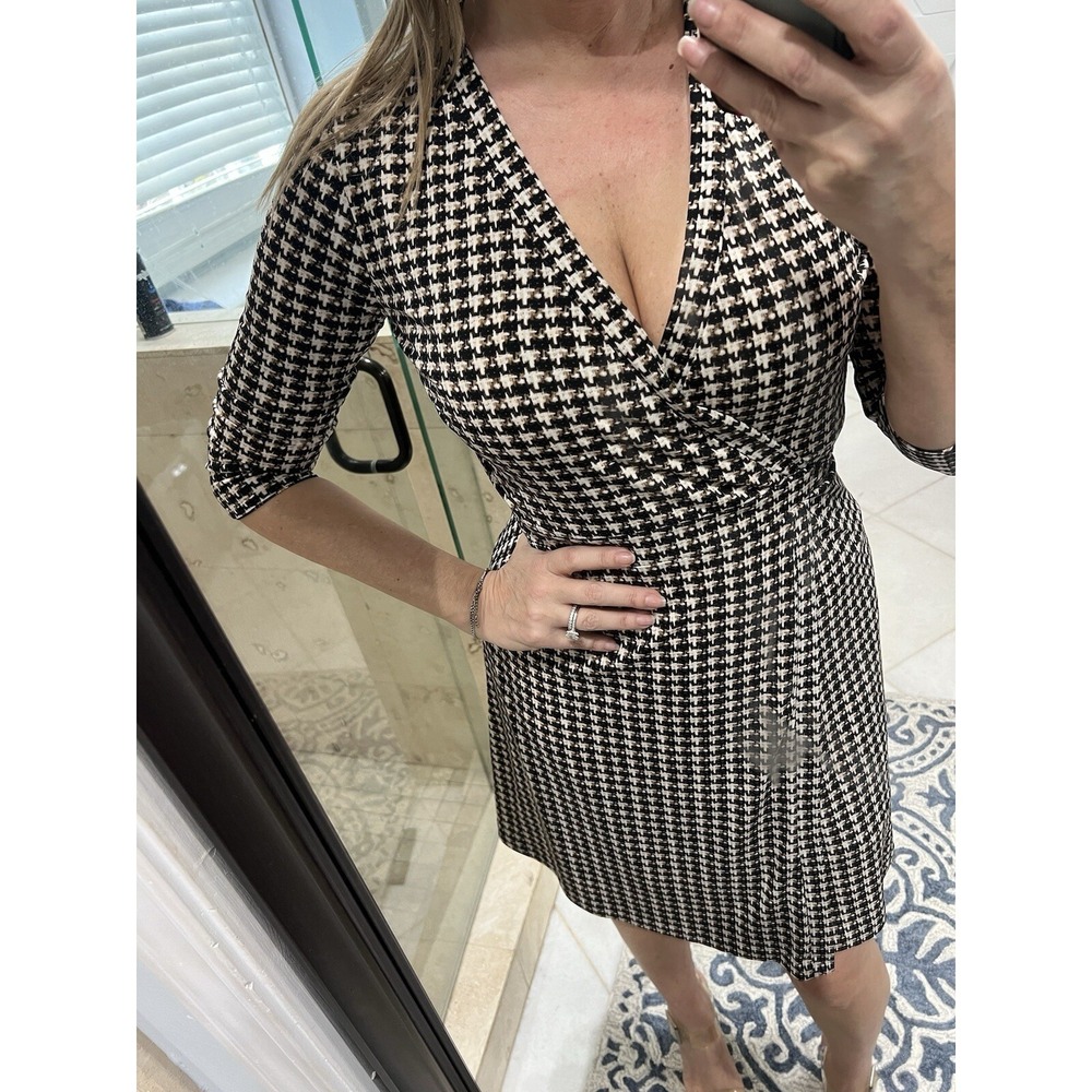 White House Black Market Reversible Houndstooth Floral Wrap Dress Brown 6 S